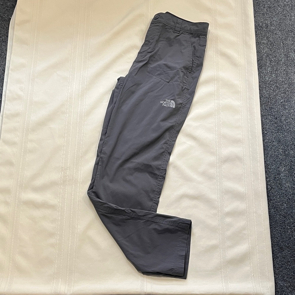 The North Face Charcoal Gray flash dry casual pants EUC Sz 14/16